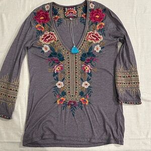 Johnny Was Floral Embroidered Top in Gray and Pink